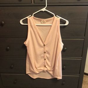 Women’s pink tanktop